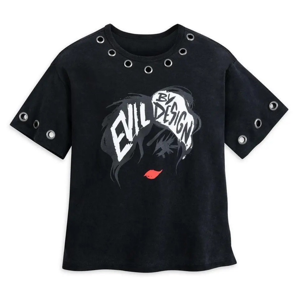 Disney Parks Cruella De Vil tee / small